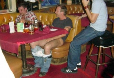 Kiefer Sutherland sufre el calor primaveral