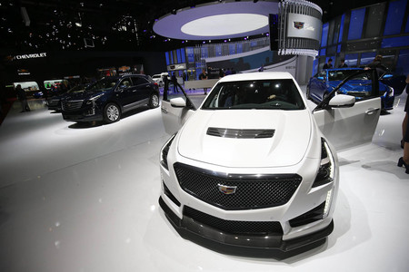 Con menos de 800 coches vendidos en 2016, ¿por qué General Motors mantiene a Cadillac en Europa?