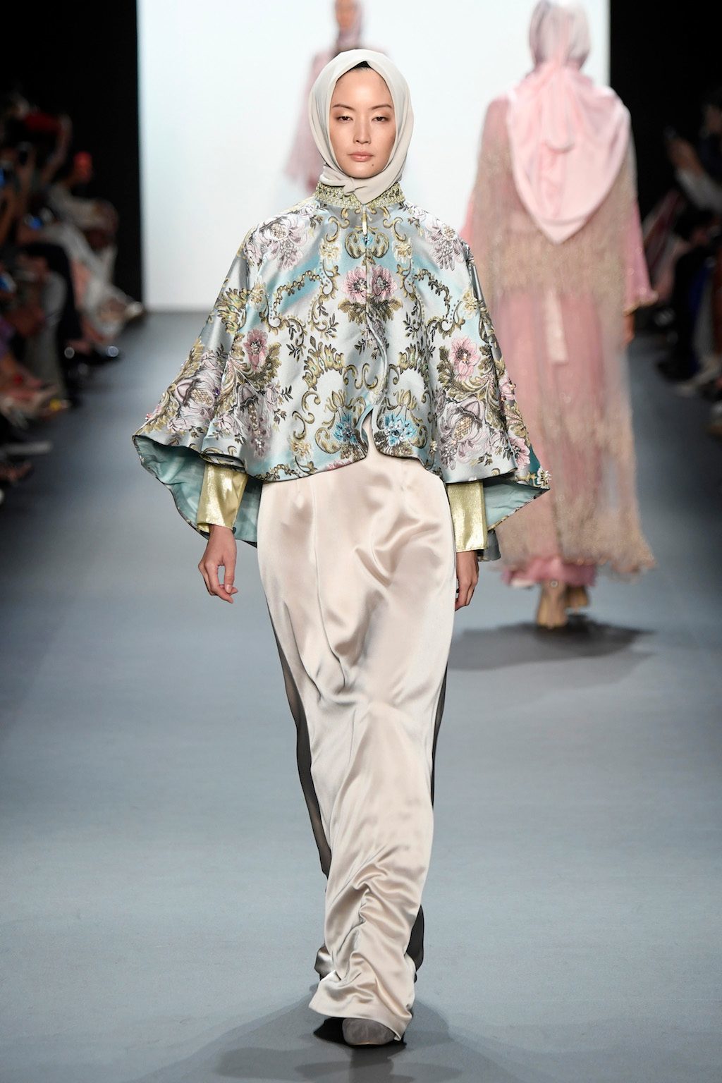 Foto de Anniesa Hasibuan (21/53)