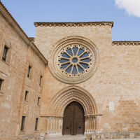 De las mejores experiencias que puedes tener este año sin turismo de masas: monjes y naturaleza en un monasterio en Soria 