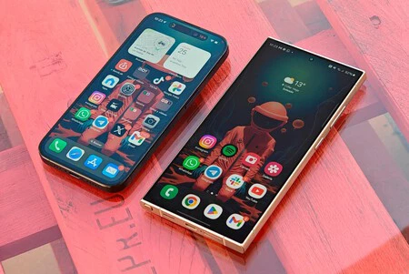 左、iPhone 15 Pro。右、Samsung Galaxy S24