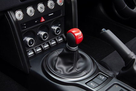 ¿Manual o automático? El Toyota GR HV Sports Concept lleva ambos cambios