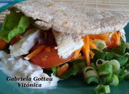 Sandwich de pollo. Receta saludable