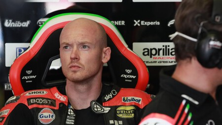 Bradley Smith Se Pasa Al Eskooter 005