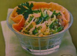 Ensalada envuelta en crepes. Receta