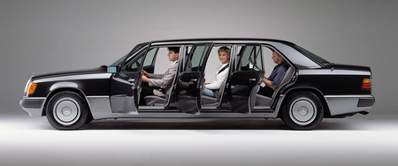 Mercedes limusina