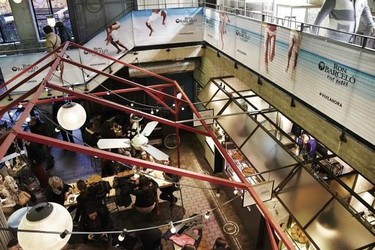 Vivir el verano en Navidad, sin salir de Madrid, es posible en el Mercado de San Ildefonso 