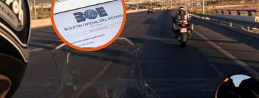 Ya es oficial en el BOE: las motos pueden circular por el arcén a partir del 1 de octubre, pero con varias condiciones 