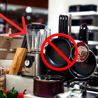 Curar tus sartenes es casi tan importante como saber elegirlo; estos son los riesgos de no hacerlo correctamente 