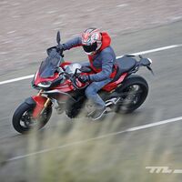 Viajar en moto durante el puente de diciembre: comunidades cerradas, toque de queda y limitaciones
