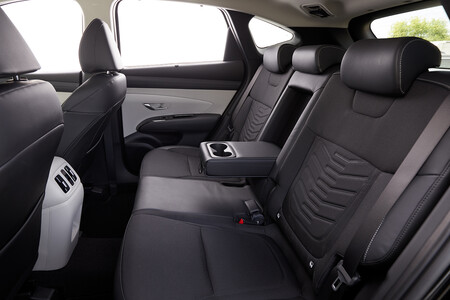 Hyundai Tucson asientos traseros