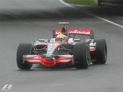 Hamilton por encima del resto en la segunda sesión