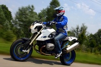 BMW HP2 Megamoto, primera prueba