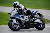 BMW lanza el ABS Pro, especial para curvas