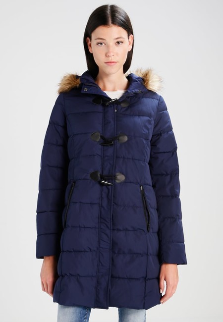 60% de descuento en la parka en azul oscuro de Twintip en Zlanado: ahora cuesta 27,95 euros con envío gratis