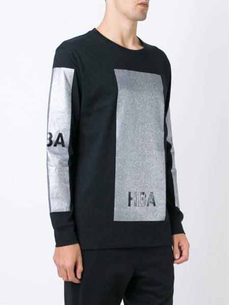 El clon de la semana: blanco, negro y tipografía de Hood by Air en H&M