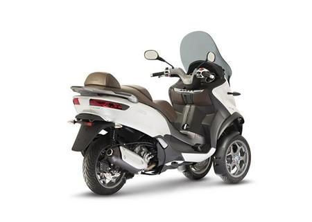 02 New Piaggio Mp3 300 Abs Asr