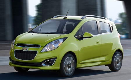 Chevy Spark verde