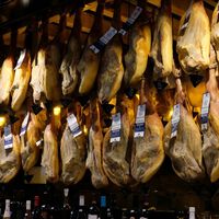 El Corte Inglés baja casi 100 euros el precio de este jamón ibérico de Guijuelo de 8 kilos