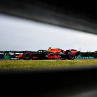 Pierre Gasly manda en Hungría en unos entrenamientos de Fórmula 1 con pocos coches en pista y mucha lluvia