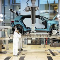 Reino Unido salió de la Unión Europea con el Brexit y ahora pide a Bruselas que sus coches eléctricos sigan siendo europeos para no perder millones en ayudas