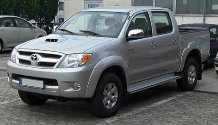 toyota_hilux_double_cab_30_d-4d.jpg