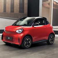 Mientras todos apuestan por camionetas grandes, Smart revive su auto más diminuto: el #2 está de vuela