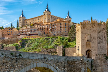 Alcazar 4917318 1920