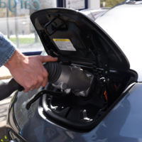 Cataluña invertirá 6 millones de euros para subvencionar los puntos de carga de coches eléctricos