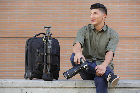 Vanguard Alta Sky y Alta Fly, nueva gama de maletas y mochilas para fotógrafos profesionales (en especial los que usan drones)