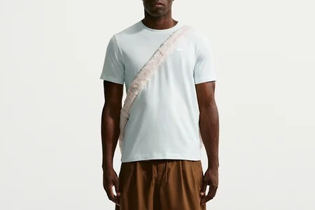 Camiseta Nike Sportswear Club