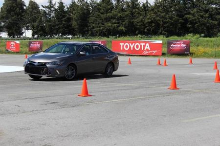 Toyota Camry 2015 (27) 1