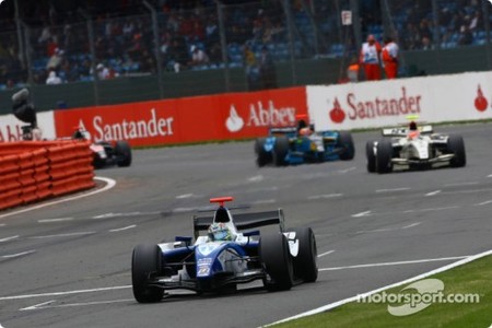 Alberto Valerio y Pastor Maldonado vencedores de GP2 en Silverstone