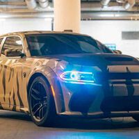 Le cazan a más de 170 km/h y no le quitan el carnet: el juez le prohíbe conducir su Dodge Charger Hellcat porque hace demasiado ruido