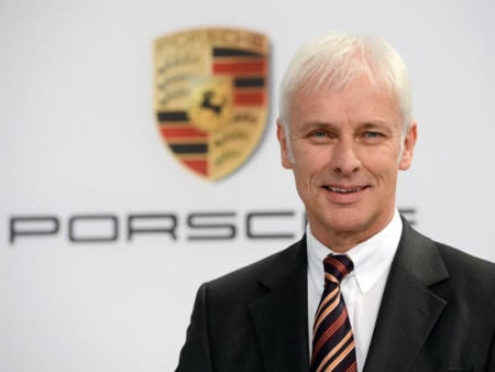 Matthias Müller sustituye a Martin Winterkorn en Volkswagen, y cesan otros tres altos cargos