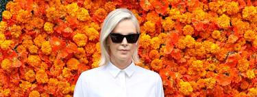 El look de colegiala de Charlize Theron que podemos copiar idéntico gracias a H&M