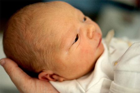Los recién nacidos pueden recordar palabras de cuando estaban en la barriga de mamá