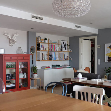 Puertas abiertas: de casa del 'Cuéntame' a vivienda luminosa y de diseño en la que todos querríamos vivir