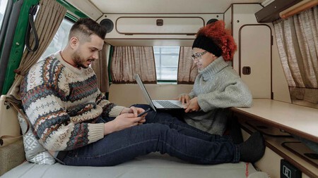 Camper ordenador teléfono