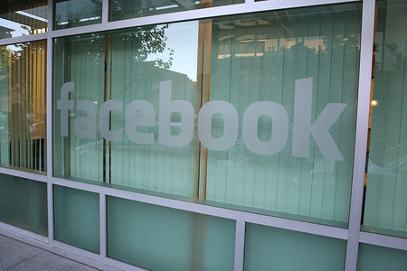 No lo dudes: una página de Facebook frente a un perfil personal para empresas