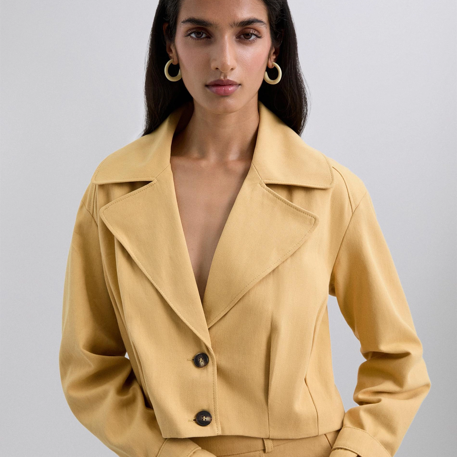 Scalpers - Chaqueta de mujer estilo blazer con botones y solapas.