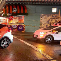 Un robotaxi atropelló a un peatón y pararon la flota una temporada. Ahora le han pagado cerca de 12 millones para volver a desplegar sus taxis sin conductor