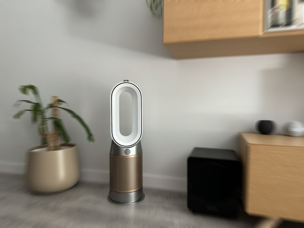 Quería probar un ventilador sin aspas y opté por un modelo de Dyson bastante exclusivo. Esta ha sido mi experiencia al usarlo 