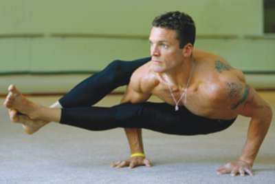Power yoga, mayor intensidad y dinámismo en el mundo del yoga