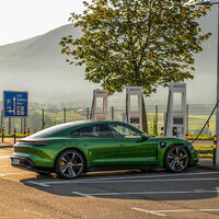 El coche eléctrico barato en España no existe y la solución para las marcas es un plan MOVES con ayudas directas o cambiar la etiquetas de la DGT