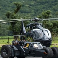O batmóvel de R$ 8 milhões: os detalhes da réplica do carro do Batman que Neymar tem em sua mansão 