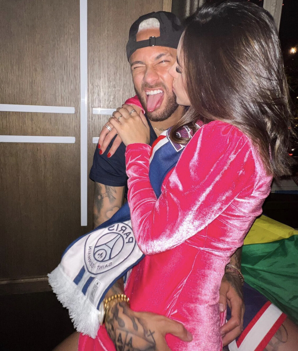 Se confirma la reconciliación entre Neymar y Bruna Biancardi con esta imagen de la pareja en plena cita clandestina