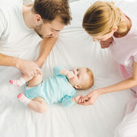 Siete gestos con los que tu bebé te demuestra su amor aunque aún no pueda hablar 