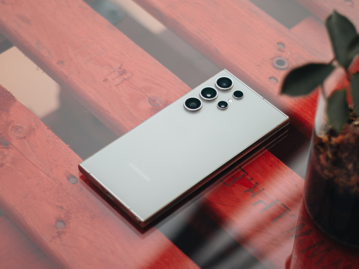 Galaxy　S24 ultra Samsung Galaxy S24 Ultra, análisis. Review con