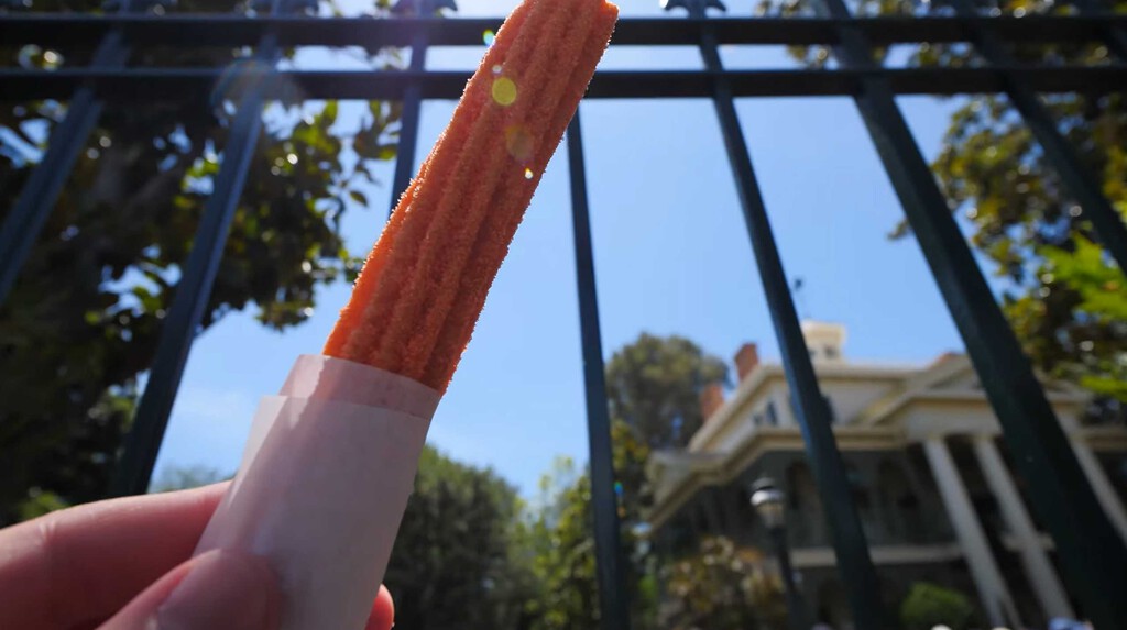 Hasta hace poco Disney ganaba más vendiendo churros en Disney World que con tus películas favoritas. Cómo los parques han transformado a la compañía